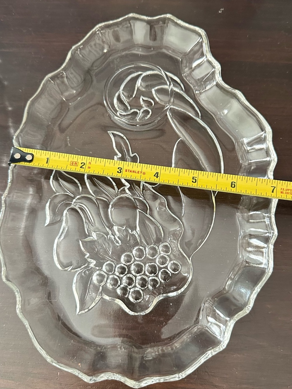 Set of 3 Clear Glass Snack Plates - Picture 7 of 8